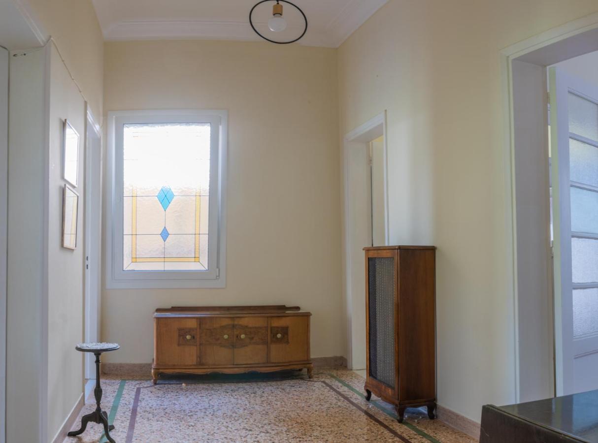The Athenian House -Duxiana Bed Appartement Buitenkant foto