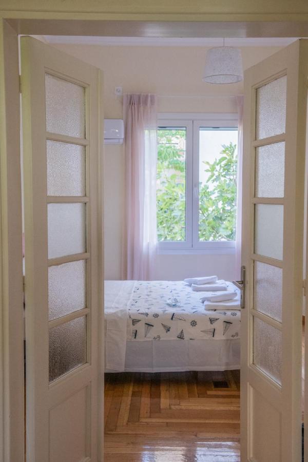 The Athenian House -Duxiana Bed Appartement Buitenkant foto