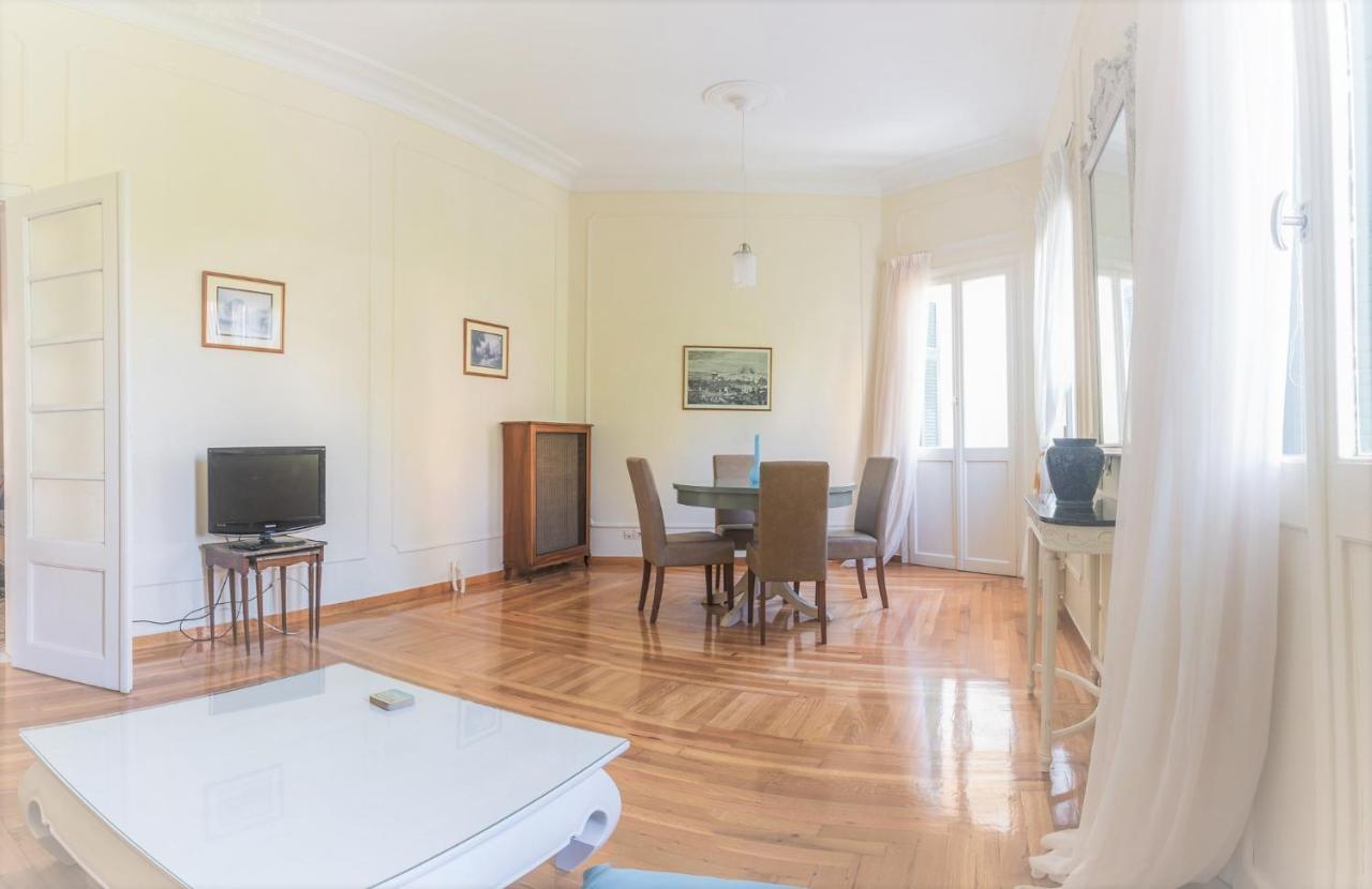 The Athenian House -Duxiana Bed Appartement Buitenkant foto